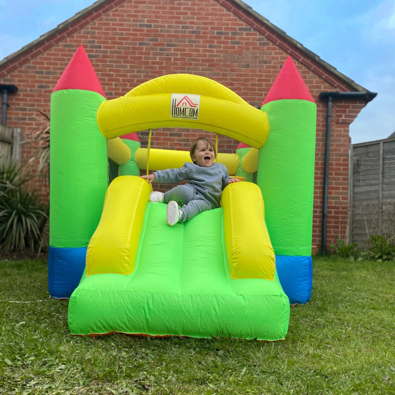 Nylon Inflatable Bouncy Castle Multi-Colour With Blower