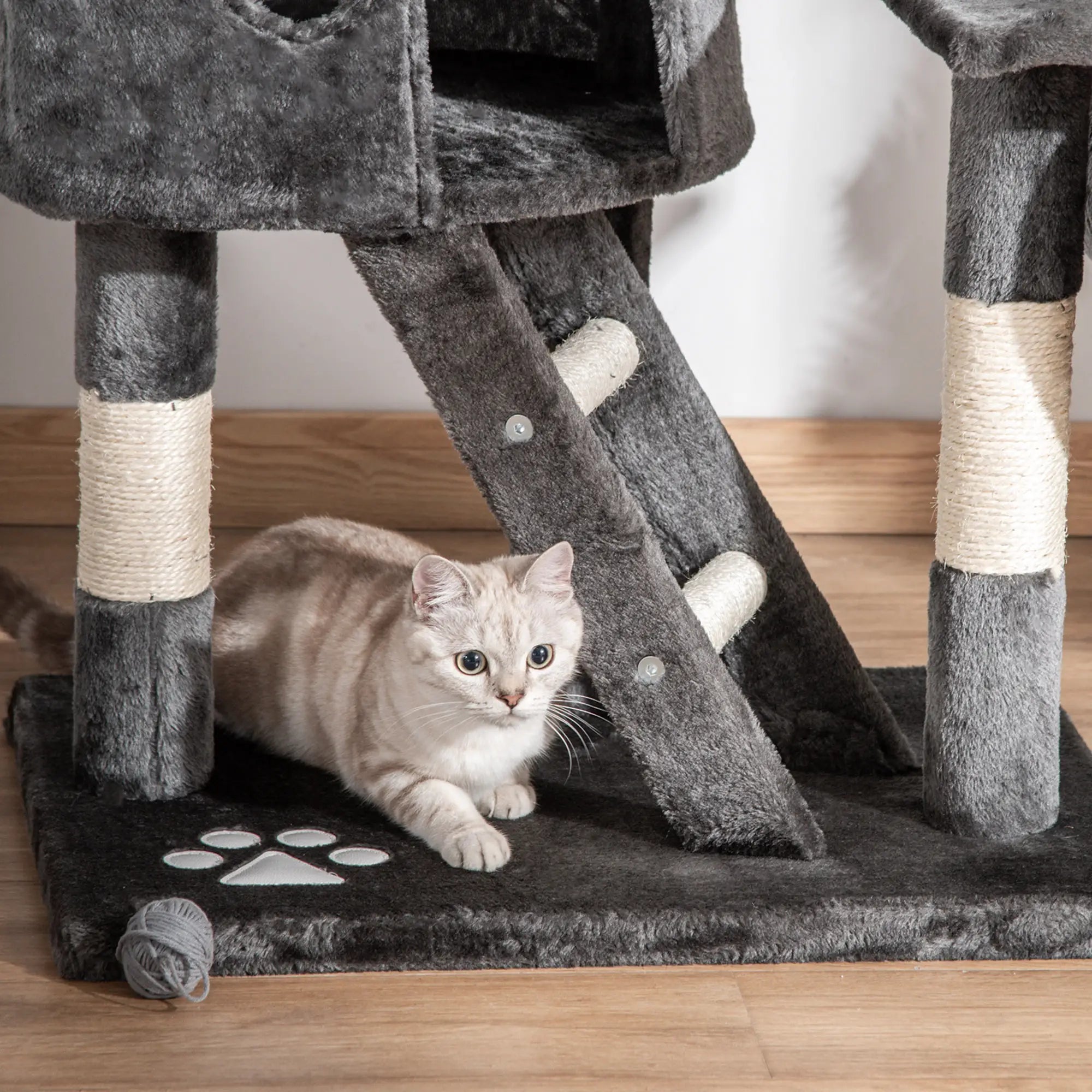 Floor-to-Ceiling Cat Tree for Indoor Cats, 240-260cm Adjustable Cat Tree - Dark Grey