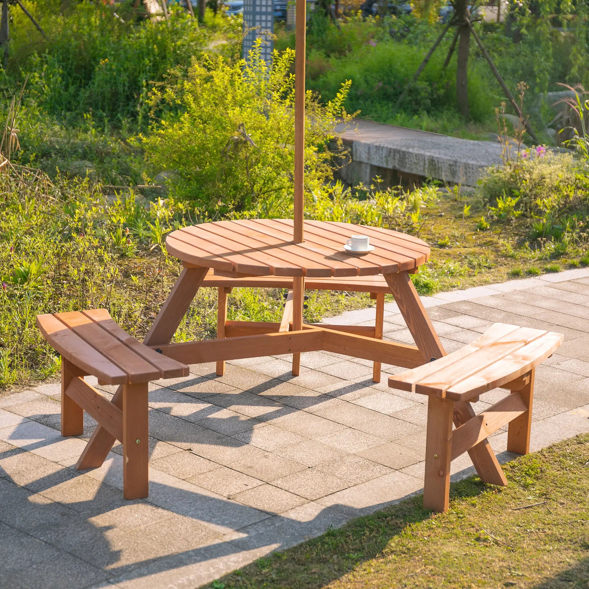 6 Seater Wooden Picnic Table and Garden Benches Set, Round Garden Dining Set with 3 Benches and Umbrella Hole Outdoor Garden Park, Brownish Red