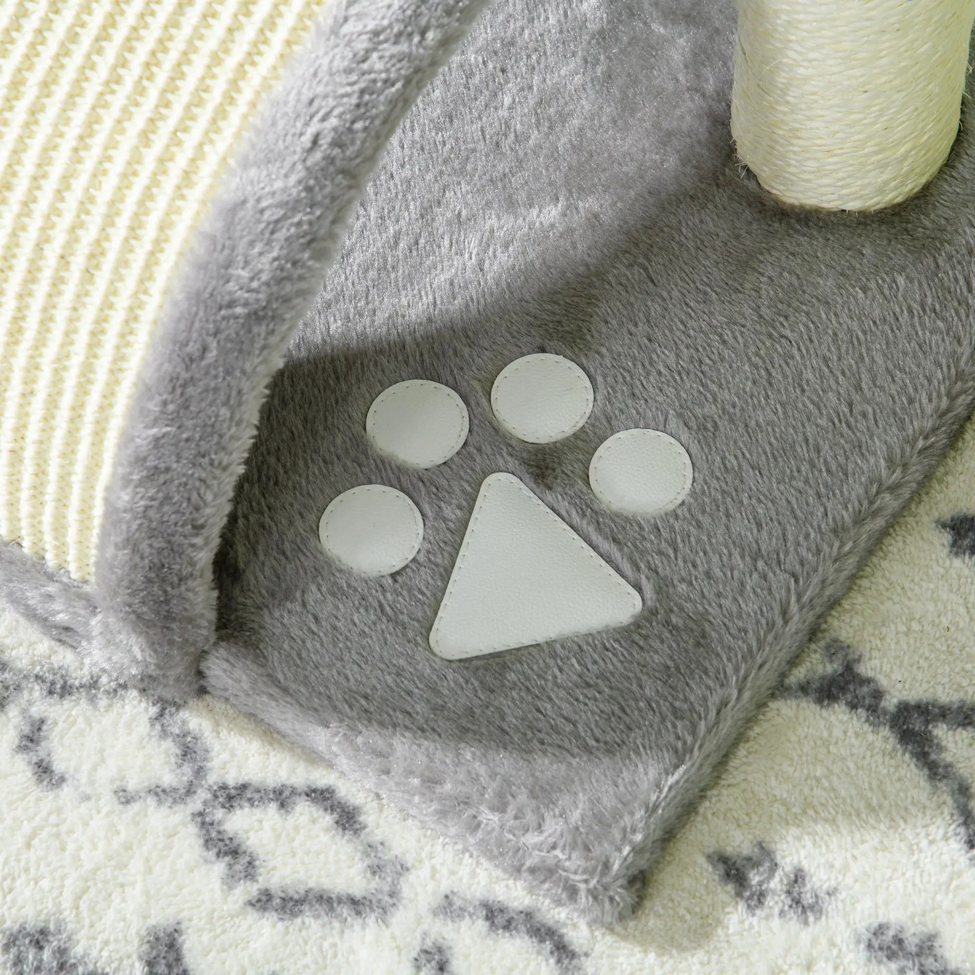 Cat Tree, Kitten Scratcher Activity Centre, with Sisal Scratching Post, Toy Ball - Grey