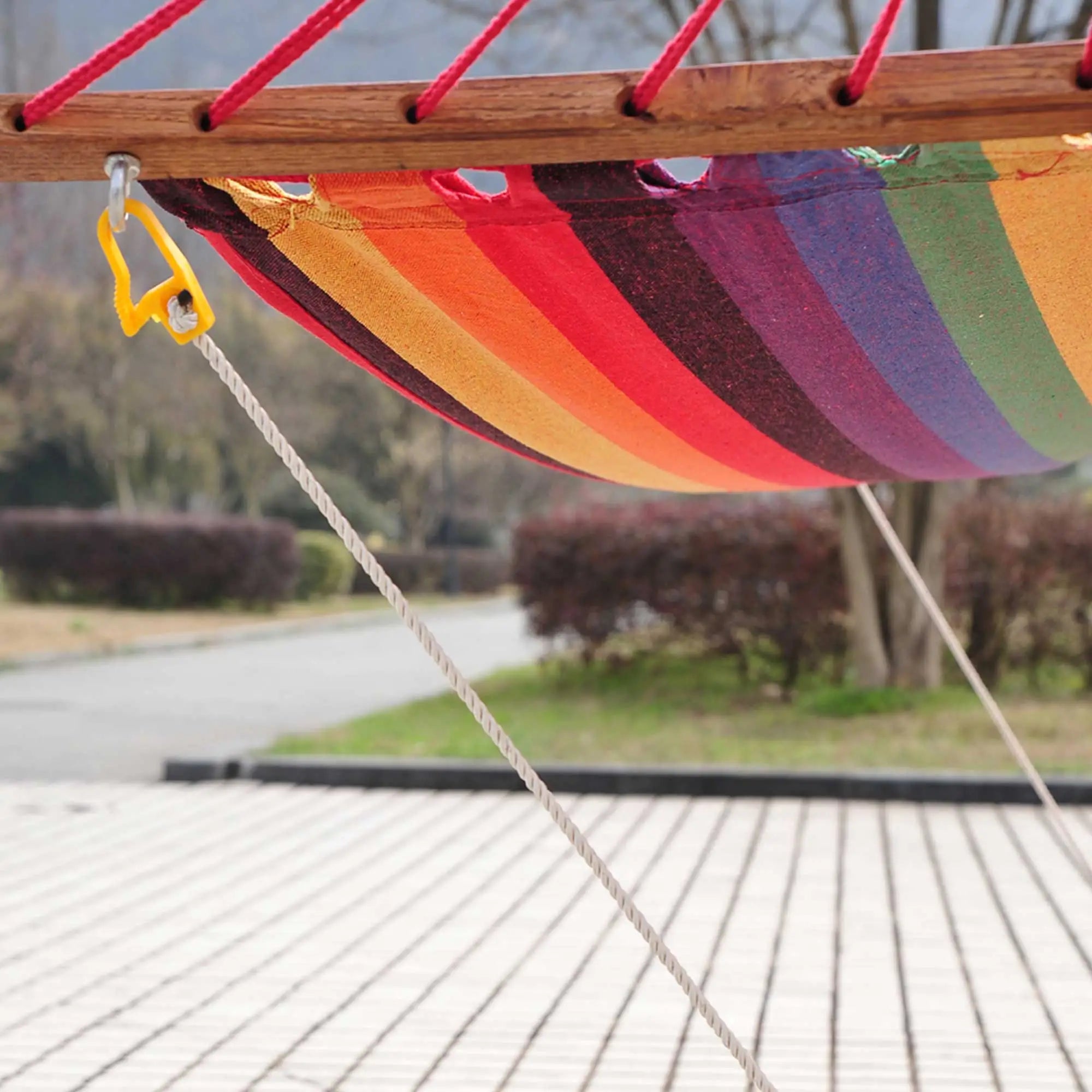 Outdoor Hammock with Stand, Free Standing Hammock with Arc Wooden Frame and 200 x 100cm Fabric, Garden Swing Hanging Bed with Safe Ropes, Multicolour
