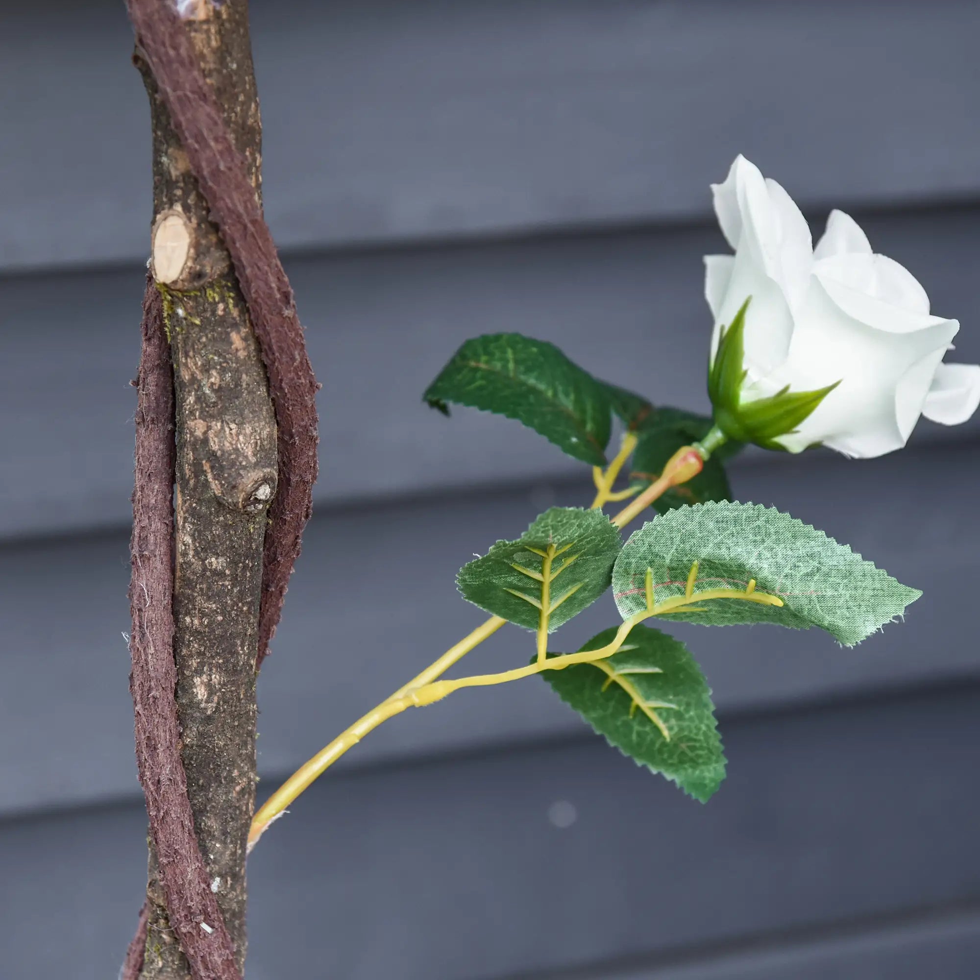 Artificial Plants White Rose Floral in Pot, Fake Plants for Home Indoor Outdoor Decor, 90cm Bargain Clearance Centre