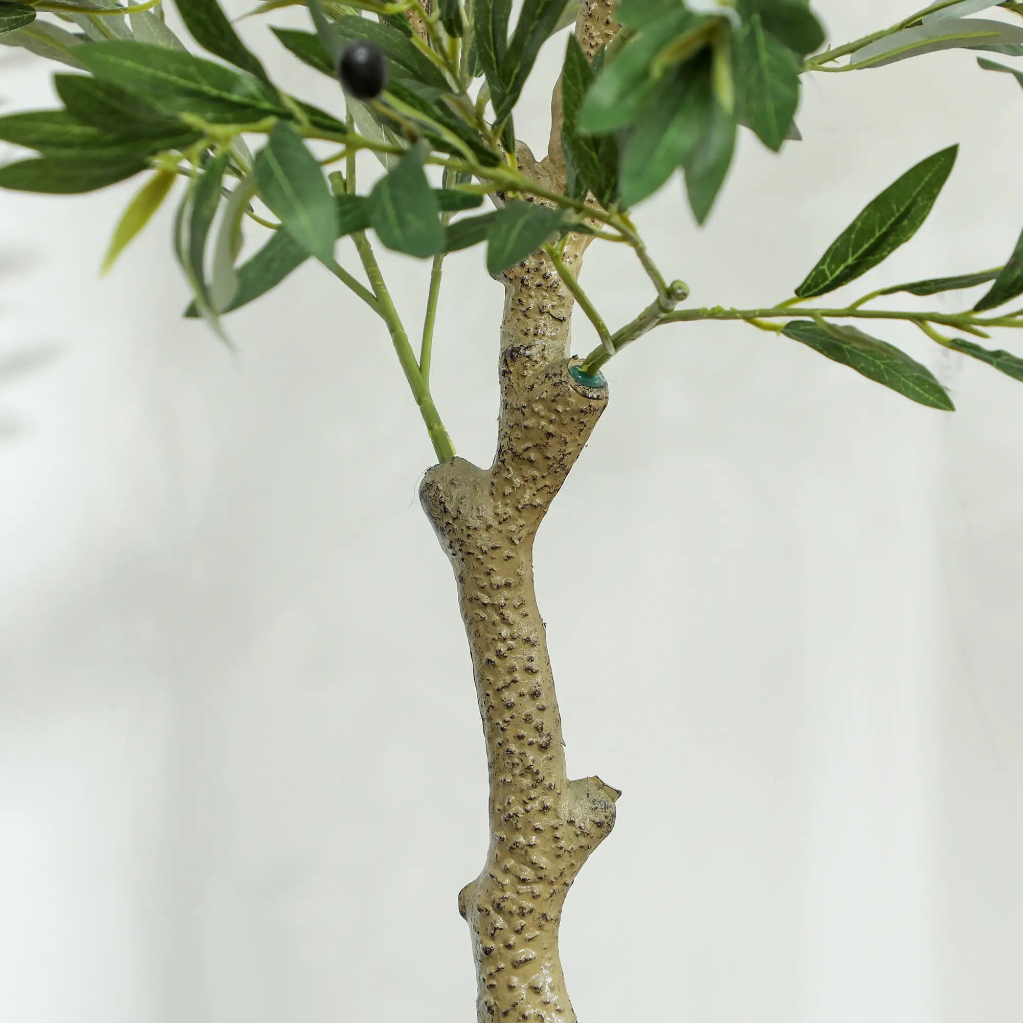 4ft/ 120cm Decorative Artificial Plant, Silk Olive Tree with 450 Leaves and 20 Olive Fruits in Pot, Fake Plant for Home, Office, Living Room, Indoor Decor Bargain Clearance Centre
