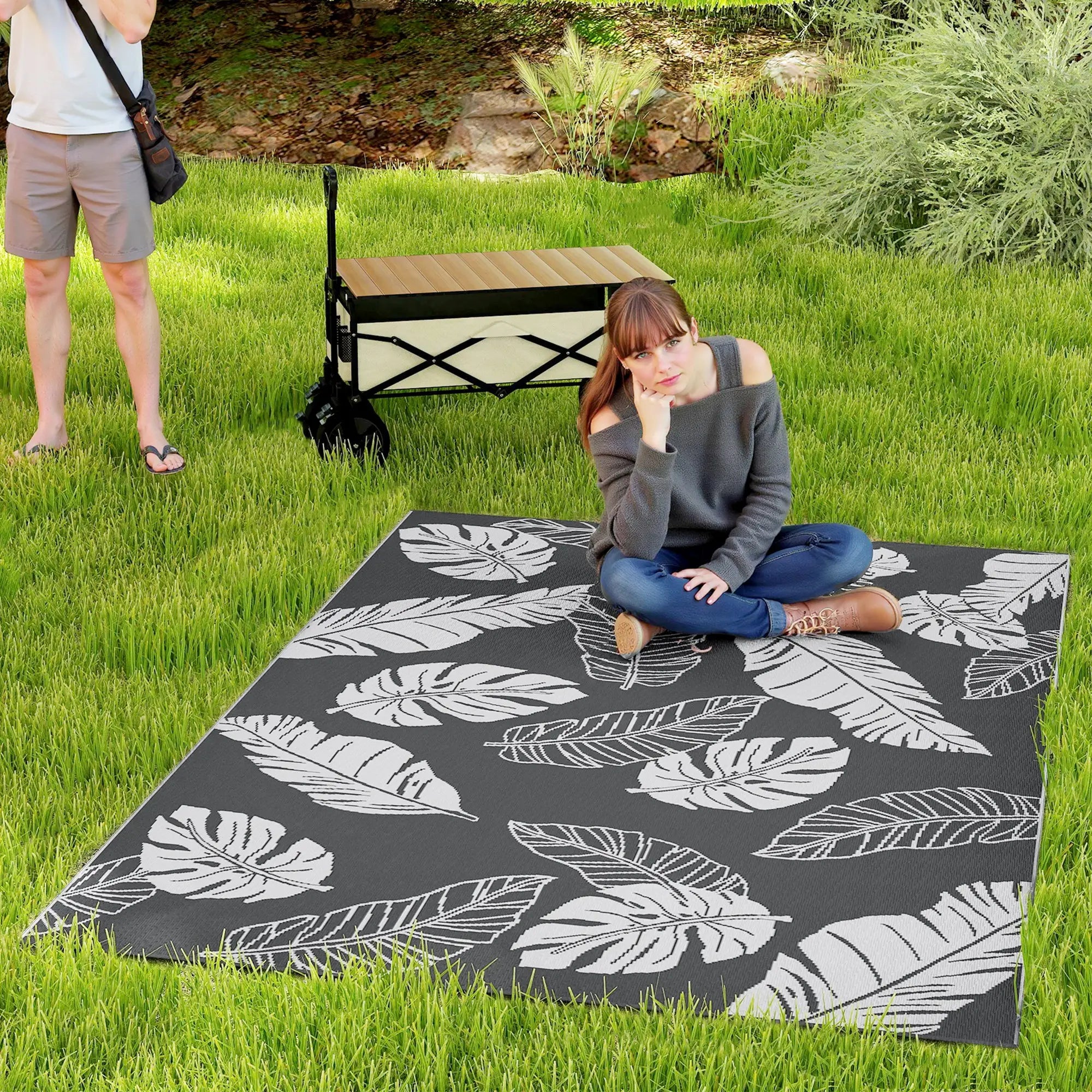 Plastic Straw Reversible RV Outdoor Rug with Carry Bag, 182 x 274cm, Grey and White